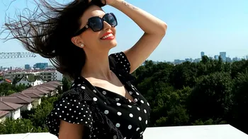 Sandra Mutu, femeia care l-a „cumințit” pe Adi Mutu. Povestea fostei Miss România care a adus echilibrul în viața Briliantului