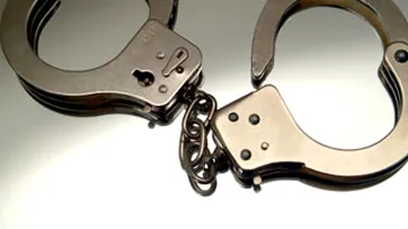 Patru romani, pusi sub acuzare in Statele Unite pentru fraude bancare si furt de identitate