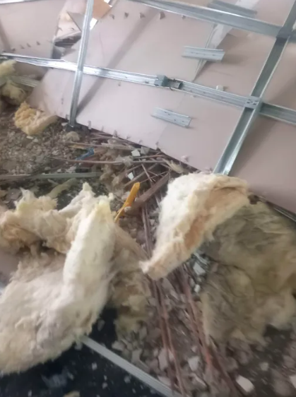Primele imagini cu locul de joacă peste care a căzut un TAVAN