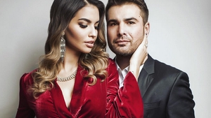 Pe câţi bani şi-a vândut Adrian Mutu nunta cu Sandra! ”Briliantul” a ”marcat” bine