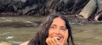 Salma Hayek, apariție incendiară la 60 de ani. Fotografia nud care a făcut senzație pe Instagram. „Sunt recunoscătoare”