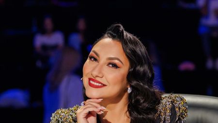 De cine a dat Andra în Canada, imediat ce a aterizat. L-a îmbrățișat instant