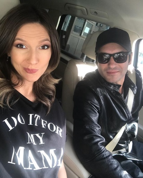 Încercănată și fără machiaj, Adela Popescu a fost criticată de fani. Reacția fabuloasă a vedetei Pro TV