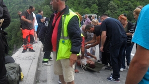 Blestemul muntilor intunecati! Cat au platit pentru sejurul groazei romanii prabusiti cu autocarul intr-o prapastie din Muntenegru
