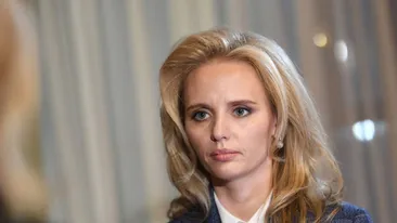 De ce Maria şi Yekaterina, fiicele lui Vladimir Putin, nu l-au strigat niciodată tată pe liderul de la Kremlin. Viaţa dură pe care au dus-o cele două