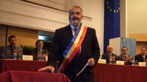 Fostul primar al Timişoarei, Gheorghe Ciuhandu, judecat pentru un mega-prejudiciu de peste 31 de milioane de lei!