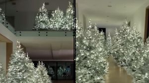 Așa ceva, mai rar! Vedeta care și-a transformat locuința într-o pădure cu brazi de Crăciun