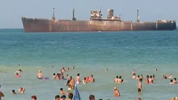 Turistii prezenti in aceste zile pe plaja din Costinesti au avut un soc! Aparitia de la malul marii care i-a bulversat: Ce o fi?