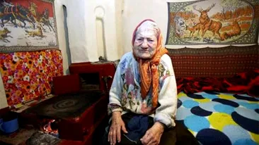 Povestea bătrânei de 107 ani. Face focul și gătește singură: ”Am muncit şi am crezut în Dumnezeu”