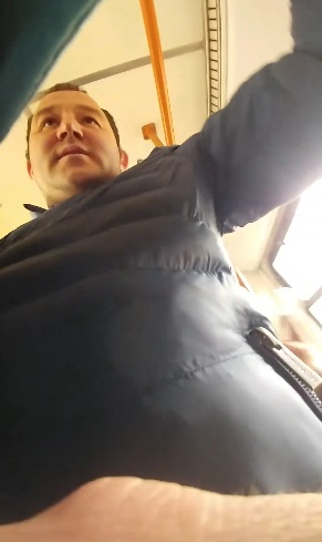 Imagini scandaloase în București! Cabral a răbufnit când a văzut cum e agresat un tânăr de controlori: „Bă, te bat aici! Băga-mi-aș…”