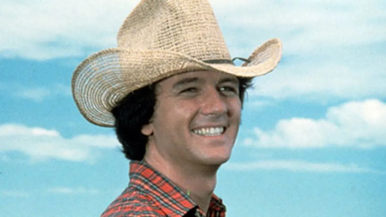 Incă se tine bine! Cum arată Bobby din Dallas la 65 de ani, după ce s-a vindecat de cancer de piele