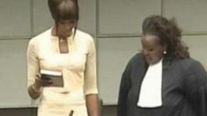 VIDEO Naomi Campbell sta prost cu memoria si geografia!