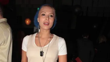 S-a rupt de prieteni!