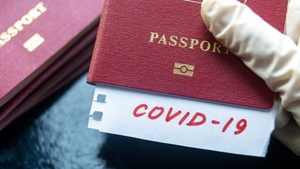 Ce se întâmplă cu pașapoartele pentru vaccinare împotriva COVID-19? Ce decizie se va lua