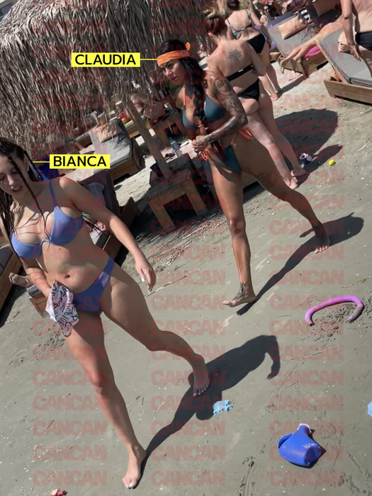 Claudia, nedezlipită de Bianca / (Sursa: CANCAN.RO)