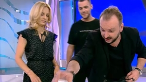 Mentalistul vedetelor l-a băgat în sperieți pe Alex Velea: ”Eu v-am spus că…”