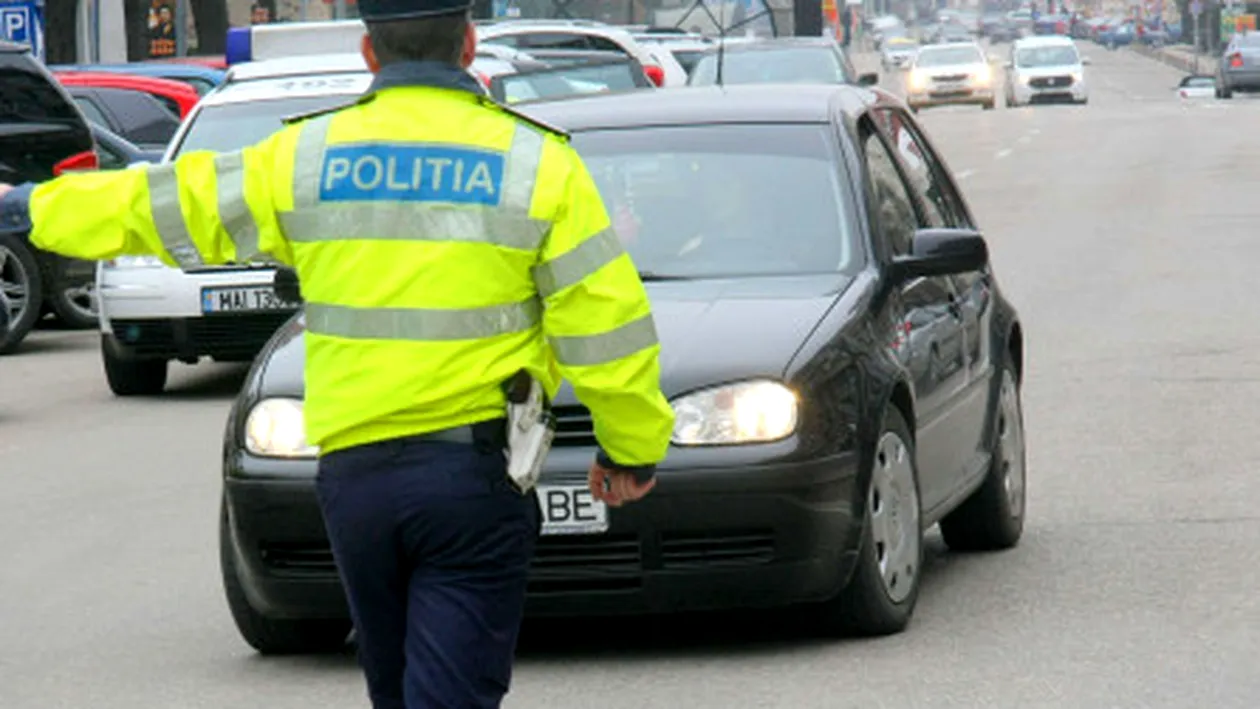 Polițist din Bacău, testat pozitiv cu noul coronavirus. Cine l-ar fi infectat pe agentul rutier