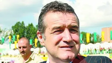 Becali activeaza clauza anti Angelov