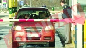 Isi fac cumparaturile de Craciun la unguri