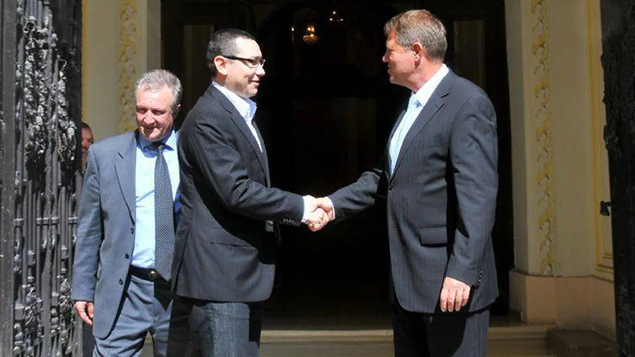 Se vor confrunta amandoi in cel de-al doilea tur! Ce i-a propus Victor Ponta lui Klaus Iohannis, inainte de batalia finala