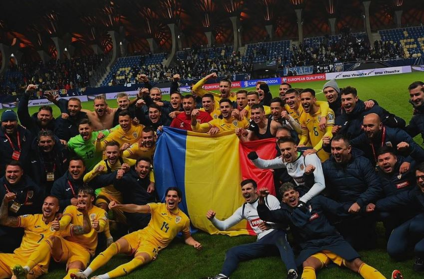 Radu Drăgușin și colegii săi, după ce România a învins pe Israel (sursa: instagram)