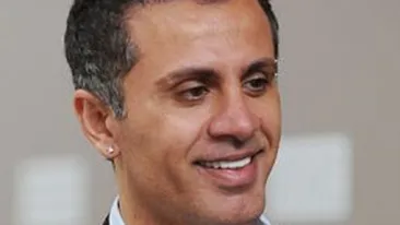 Si-a aruncat iubita de la etajul 15 si i-a filmat ultimele clipe de viata! VIDEO TERIFIANT