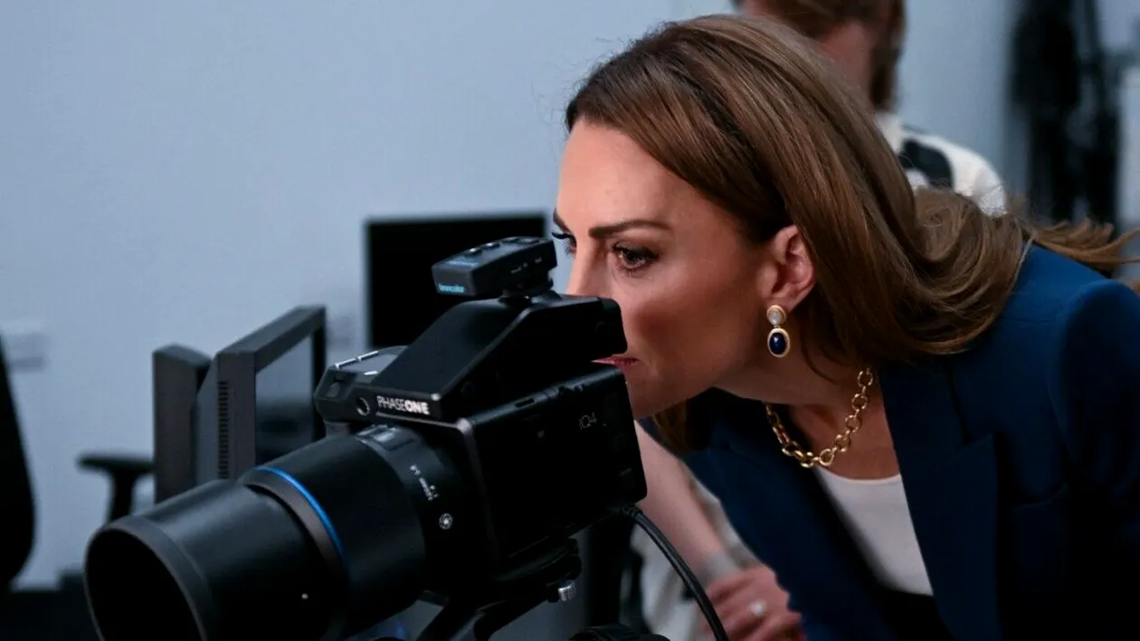 Cerceii lui Kate Middleton care au atras toate privirile. Cât costă și ce firmă i-a produs