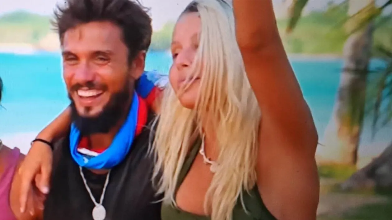 Carmen Grebenișan și Andrei Krișan, surprinși în ipostaze tandre la Survivor România de la Pro TV. Oare ce vor spune soțul Faimoasei și iubita Războinicului?!