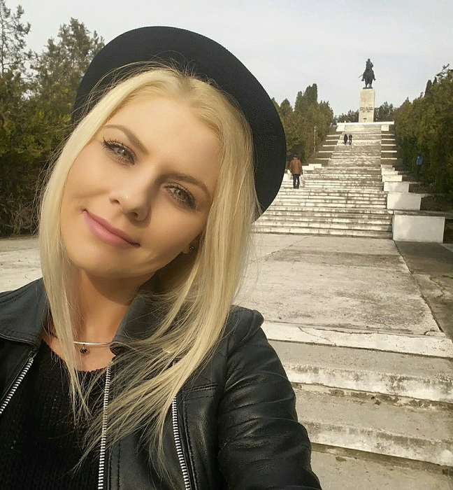 Adina de la Heaven este însărcinată: ”A venit în viața mea atunci când aproape tot universul meu se prăbușise”
