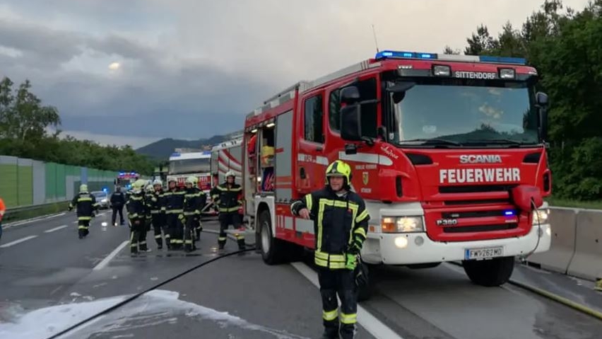 Autocar plin cu pasageri, răsturant în Ialomița! Mai multe persoane au avut nevoie de îngrijiri speciale