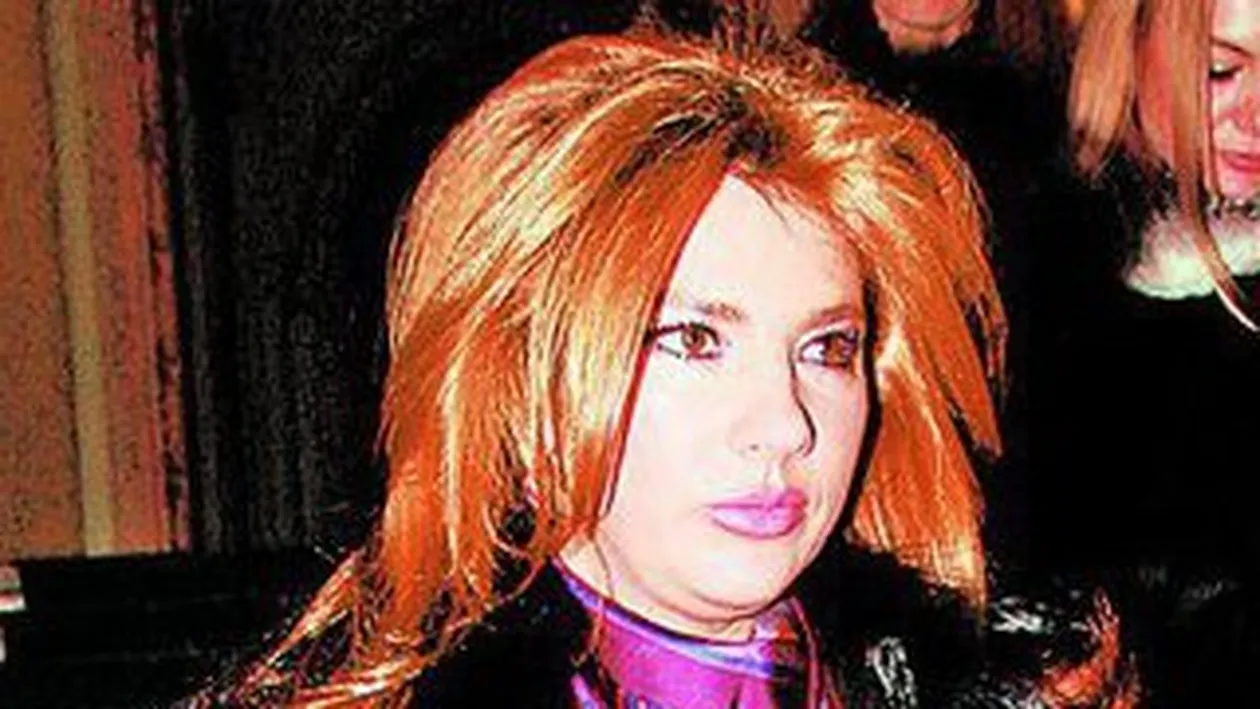 Mihaela Borcea a facut o criza de nervi la un eveniment monden: Daca nu vine sa ma ia cineva, plec!