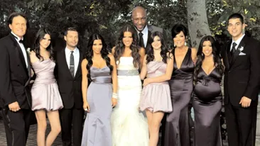 SOC in lumea vedetelor! Familia Kardashian a anuntat două divorturi intr-o săptămână! Fanii sunt stupefiati