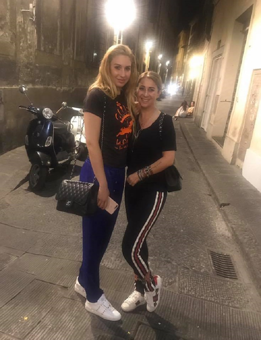 Sarah Dumitrescu și Anamaria Prodan