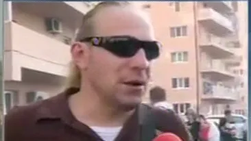 Fostul acordeonist de la Spitalul de Urgenta, Vali Craciunescu, locuieste in complexul rezidential afectat de incediu in sectorul 3: De patru ani stau aici, nu pot invinovati administratia pentru ce s-a intamplat