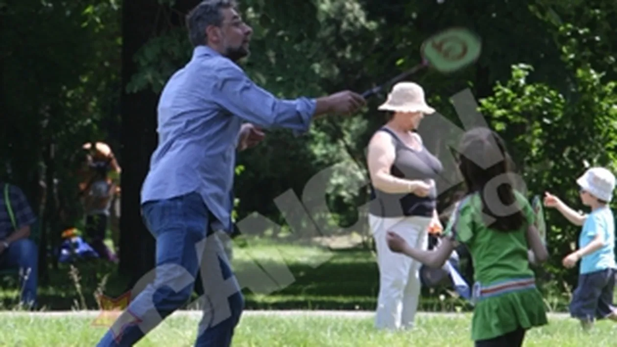 Radu Moraru si-a scos familia in parc!