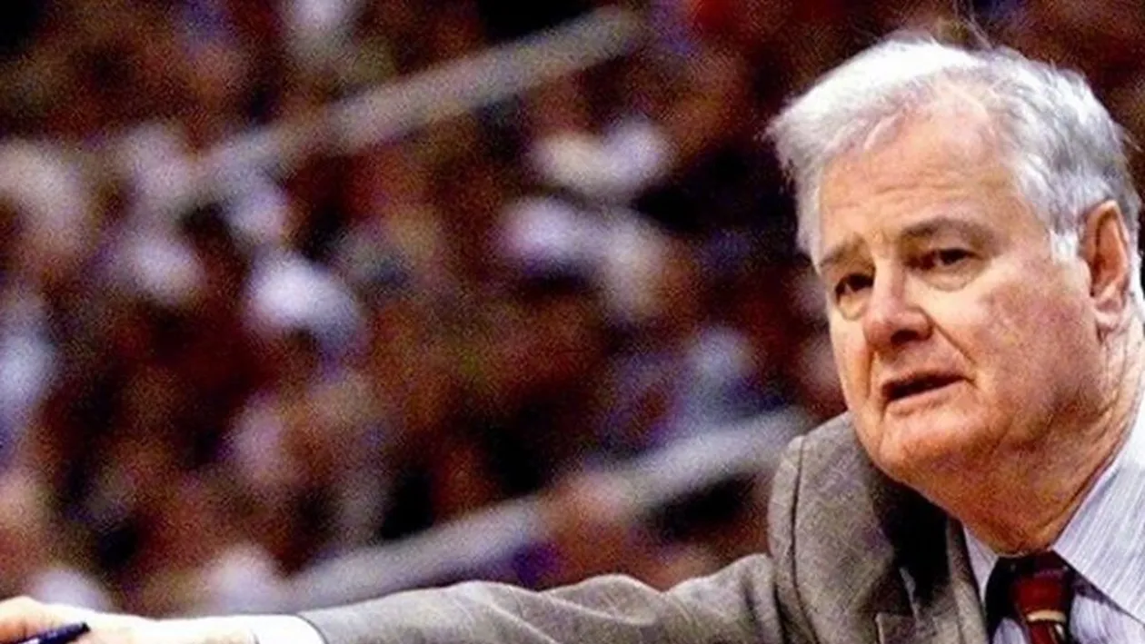Doliu în lumea sportului! Celebrul antrenor Tex Winter a murit