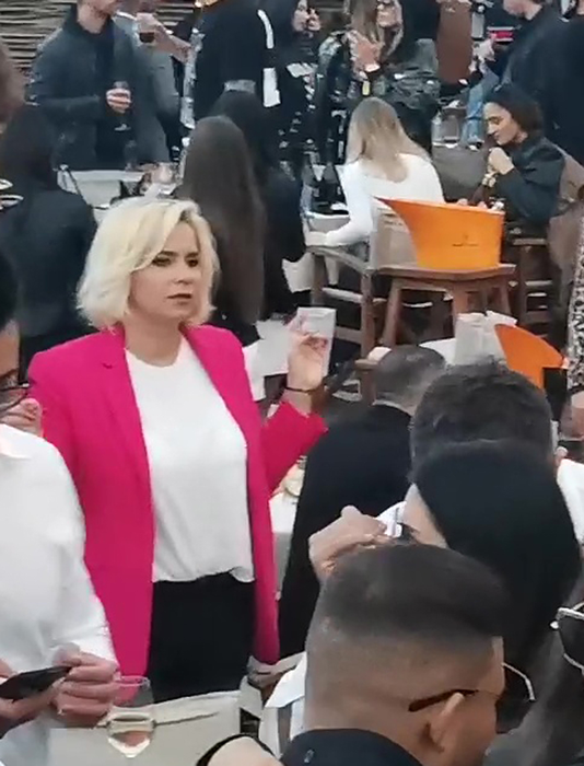Paula Chirilă a așteptat și ea o petrecere pe litoral, după un an greu, marcat de pandemie