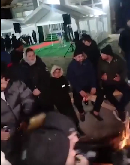 Imaginile durerii de la priveghiul Sidoniei, femeia ucisă de propriul fiu. Ce se întâmplă acum cu Robert Tănase, criminalul