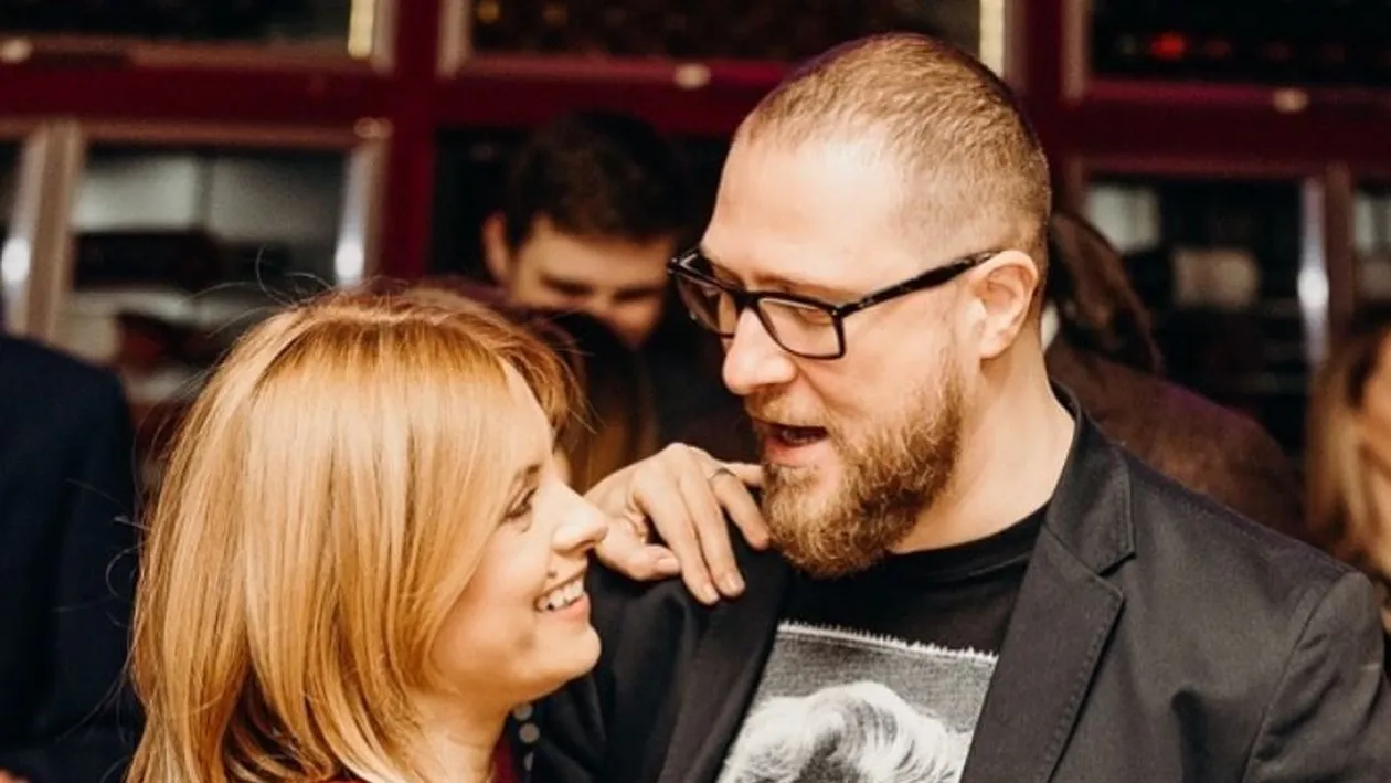 Simona Gherghe a ales nașii băiețelului său. Fosta prezentatoare de la Acces Direct de la Antena 1 a făcut primele declarații despre botez