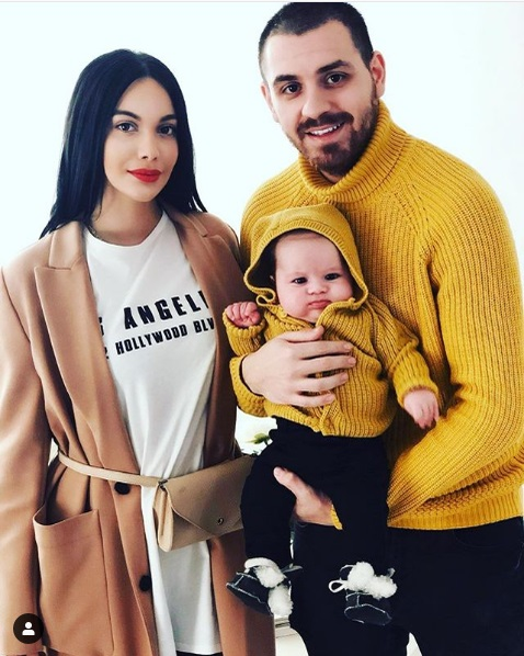 Betty și Cătălin Vișănescu își botează fiul. Ce ținută superbă are fiica lui Florin Salam