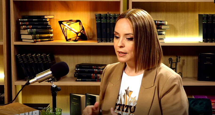 Andreea Marin, în podcastul lui Adrian Artene (Foto: captură podcast)