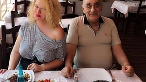 Oana Lis, mărturisiri şocante după ce soţul ei a fost operat: "Se dădea cu capul de dulap". Ce a păţit Viorel Lis în timp ce era pe masa de operaţie