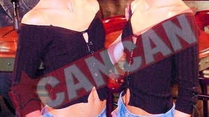 Tatal "Cheeky Girls" vrea sa fie director la Ambulanta