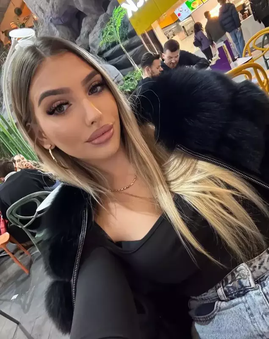 Cum arată mormântul Jasminei, tânăra care a murit în accidentul din București. Ce au făcut prietenii pentru ea