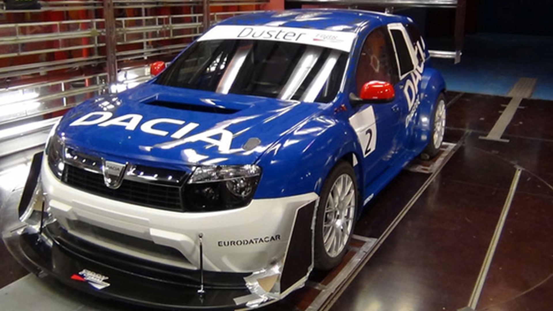Dacia Duster intra in cursa! Vezi aici cum arata modelul special Duster Pikes Peak!
