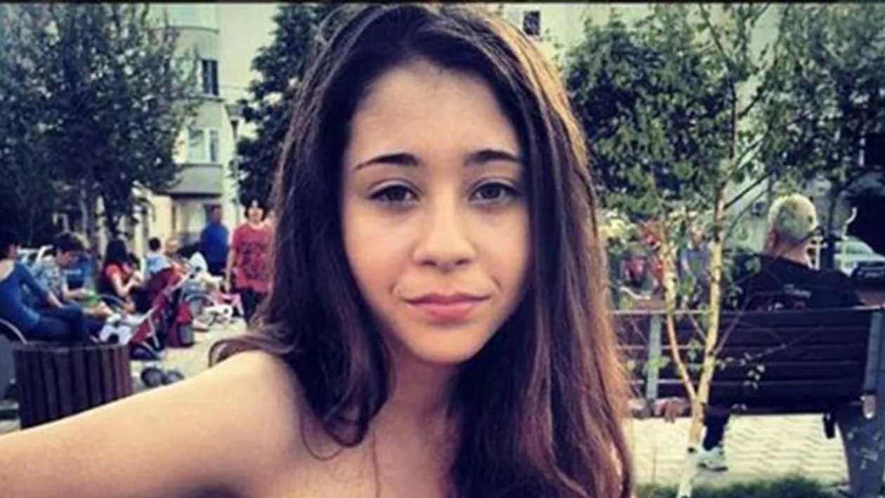 Stiai ca Nicole Cherry are o sora mai mare? Vezi aici cum arata: Sunteti cele mai frumoase