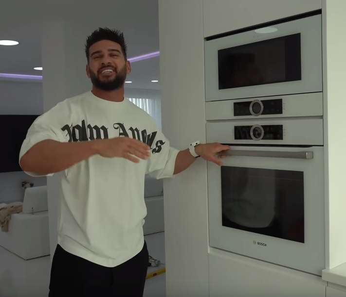 Cum arată bucătăria din casa de 300.000 de euro a lui Dorian Popa. FOTO