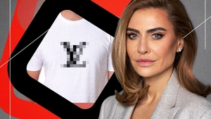 7 greșeli vestimentare pe care le fac bărbații. Par ”ieftini” chiar și în haine scumpe. Adina Buzatu: „Prima dintre ele este obsesia pentru logo-uri”