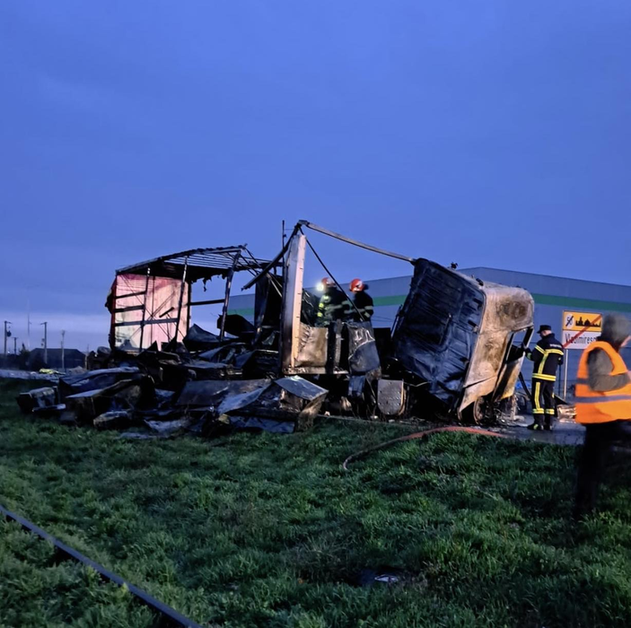 Accident grav în Arad!/ Sursa foto: Facebook Trafic Arad