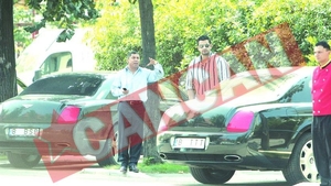 Vasile Turcu si-a asteptat invitatii in strada